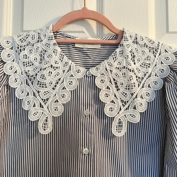 ❤️Vicolo button up women’s M Made in Italy pinstripes statement lace collar - Picture 4 of 6